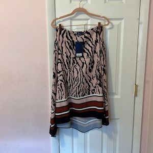 NWT! Silky high low skirt
